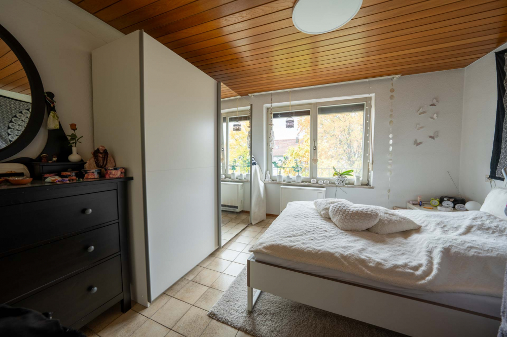 Wohnung 1: Schlafzimmer