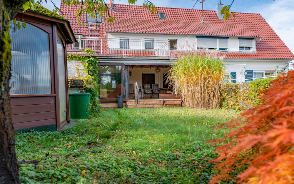 Garten mit Gartenhäusle